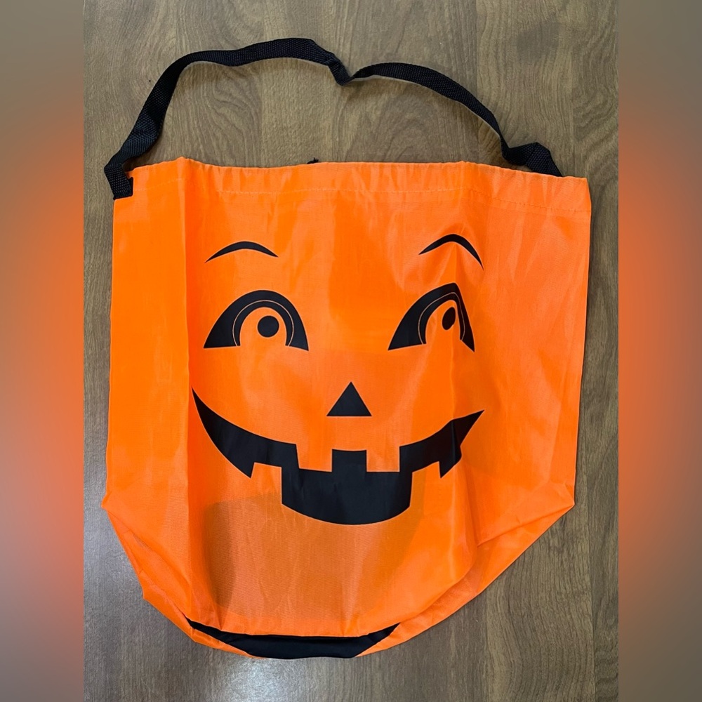 Spirit Pumpkin Poncho Bundle - Picture 2 of 3